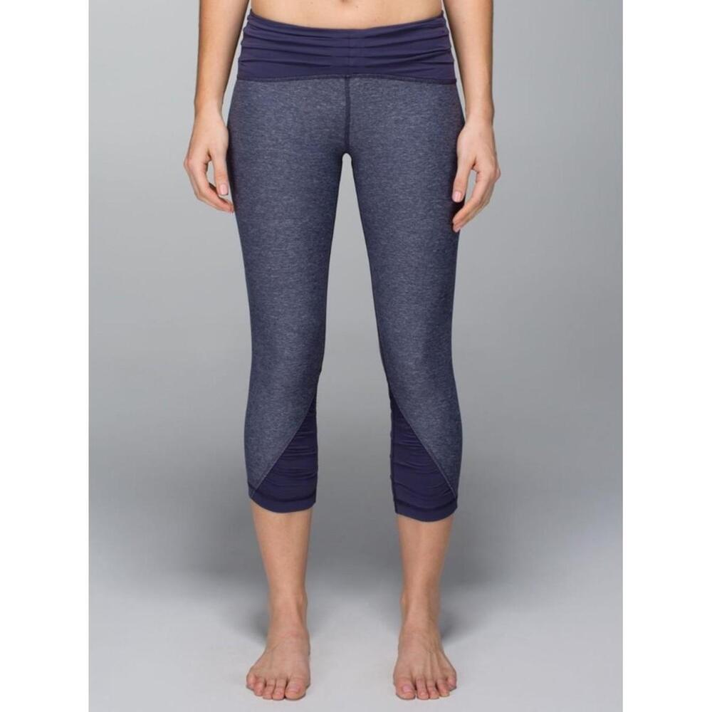 Lululemon Embrace Crop
Heathered Cadet Blue purple